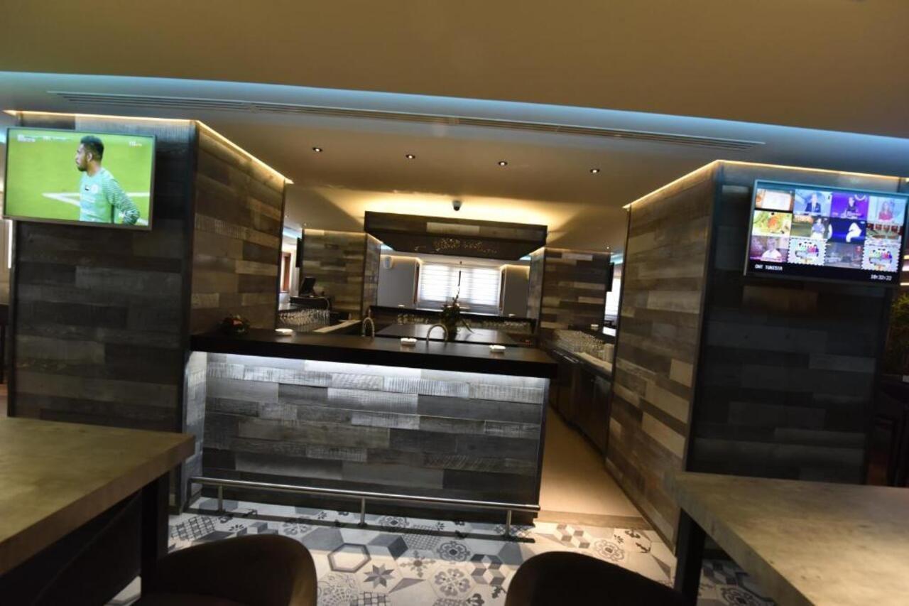 Business Hotel Sfax Esterno foto