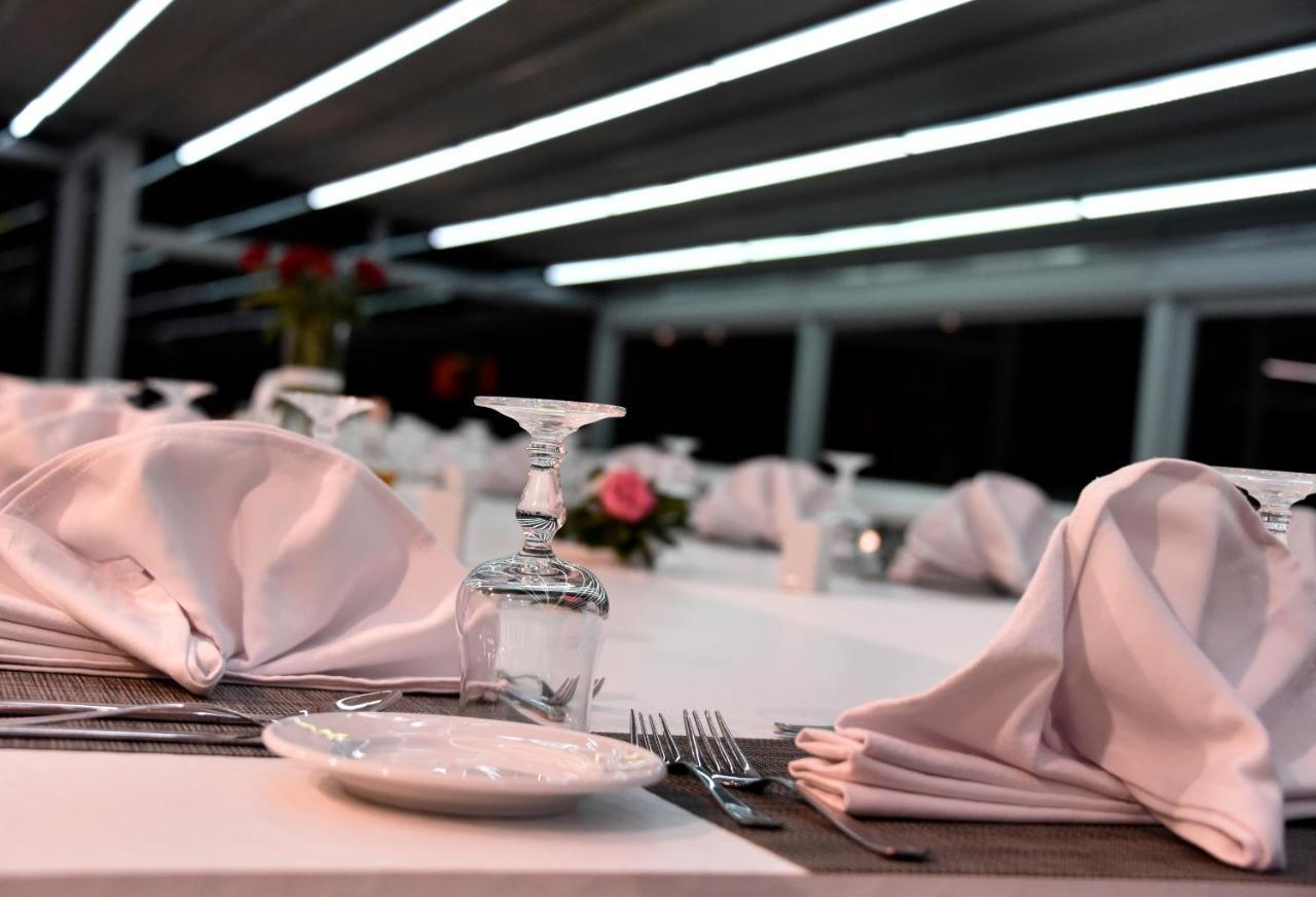 Business Hotel Sfax Esterno foto